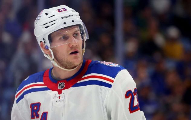 aop_foxadam20251130